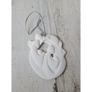 White ceramic three Wiseman nativity scene ornament Xmas